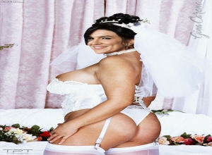 Fake : Gina Carano