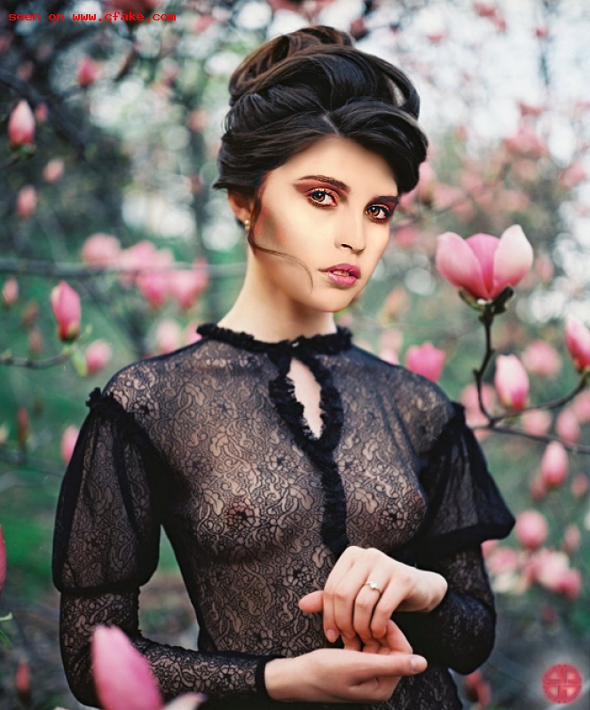 Felicity Jones X-Ray Nude See Through photos