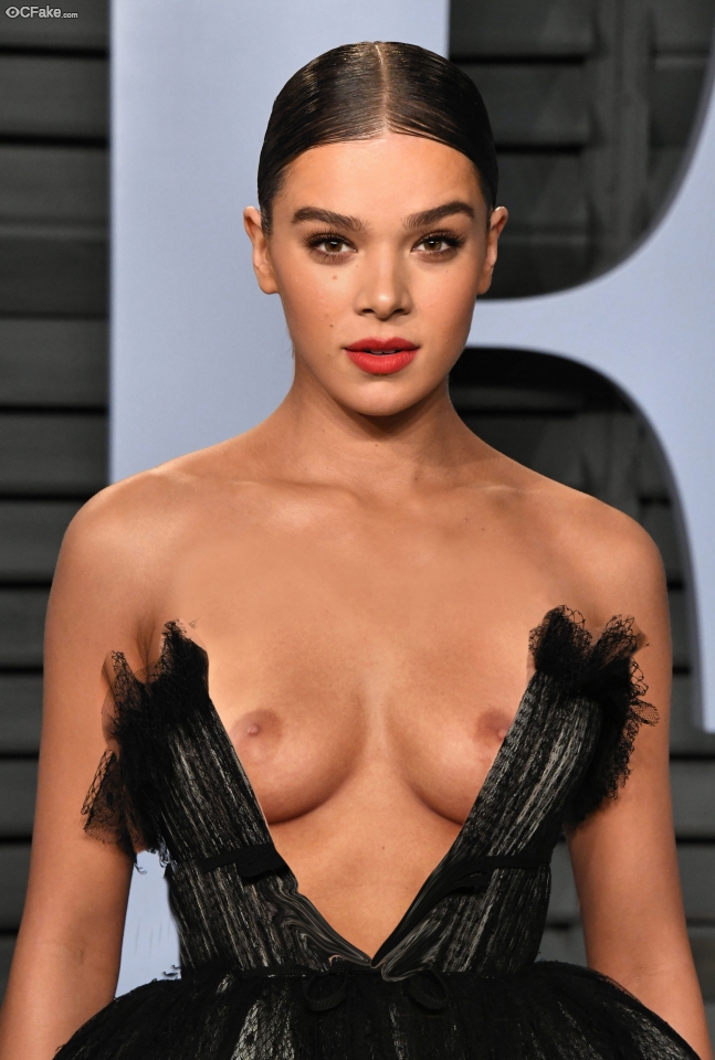 Sexy Hailee Steinfeld Boobs fotos fakes latest 2022