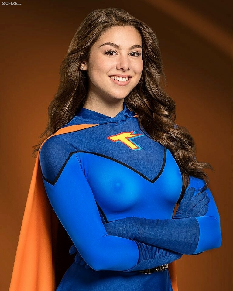 Kira Kosarin X-Ray Nude See Through photos